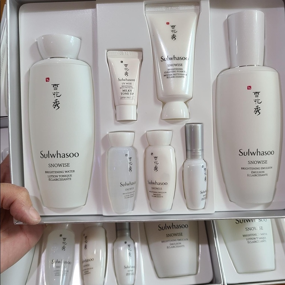 Sulwhasoo Snowise Brightening Daily Routine (2 Ite